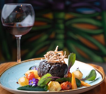 Graffiti Restro Cafe and Wine Bar