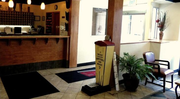11th Avenue Hostel