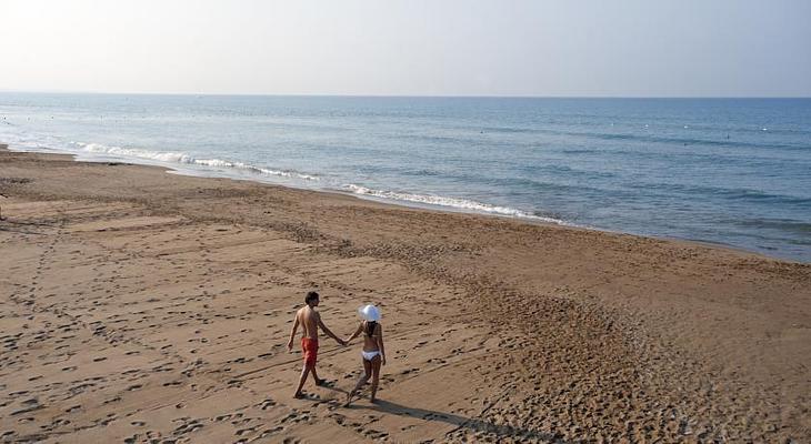 Crystal Palace Luxury Resort & Spa