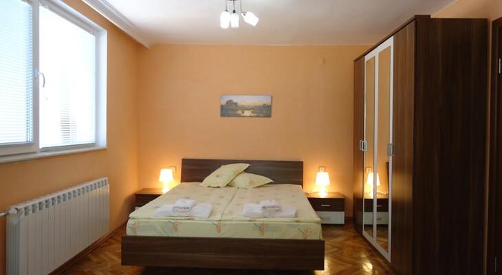 Hostel Andro