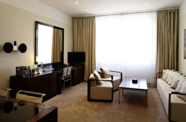 Maximilian Hotel