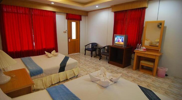 Lanta Paradise Beach Resort