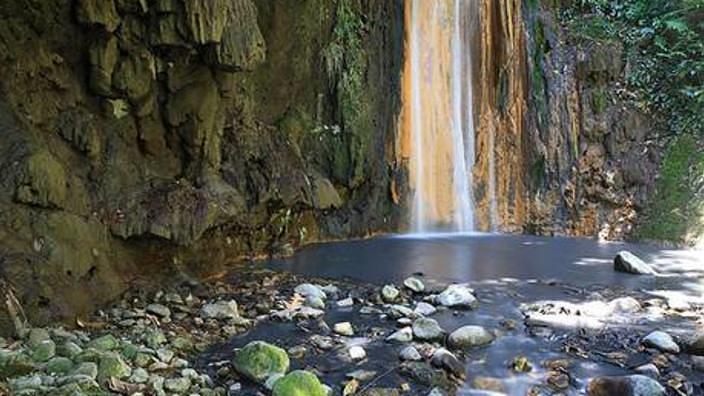 Diamond Falls Botanical Gardens