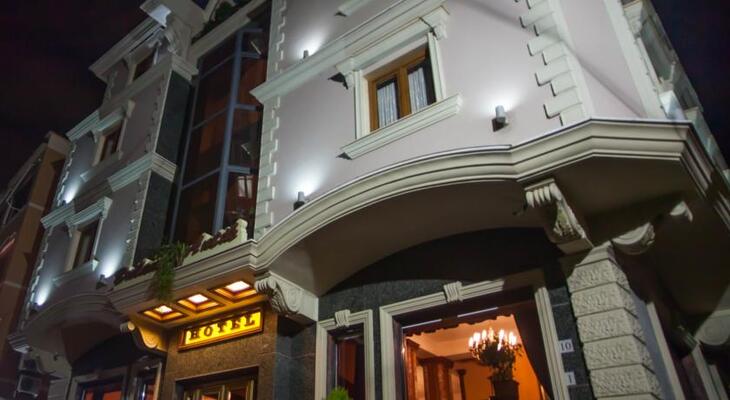 Hotel Brilant Antik