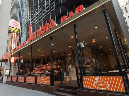 Junior's Restaurant & Cheesecake