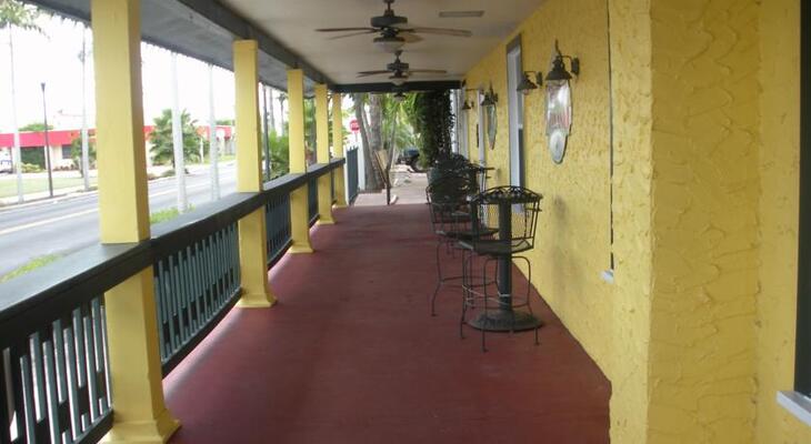 The Hotel Redland