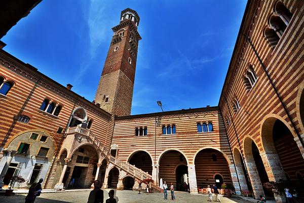 Torre dei Lamberti