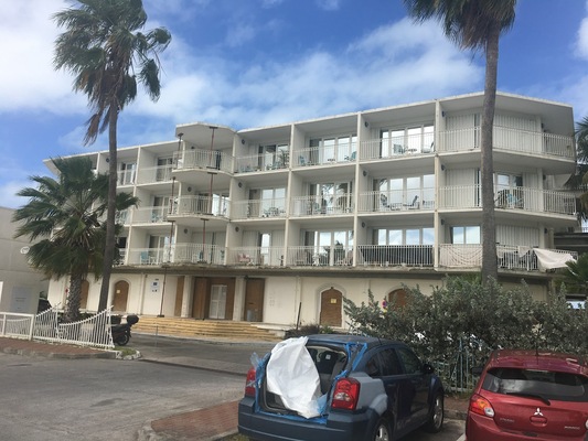 Le Beach Hotel
