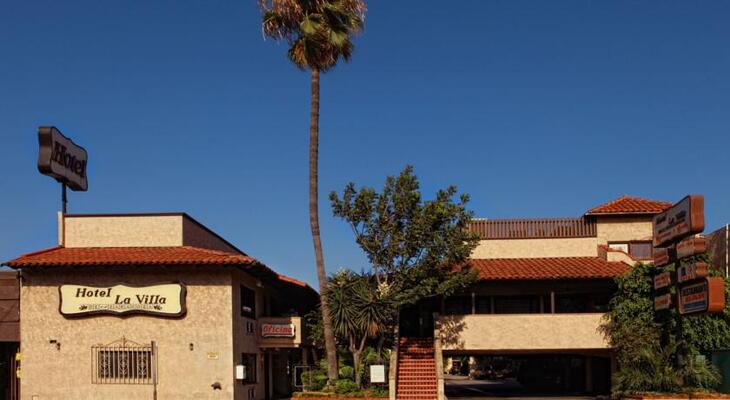 Hotel La Villa De Zaragoza