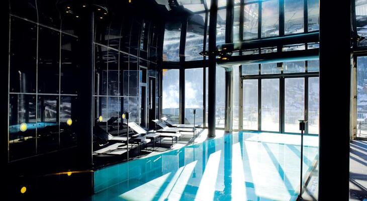 THE OMNIA