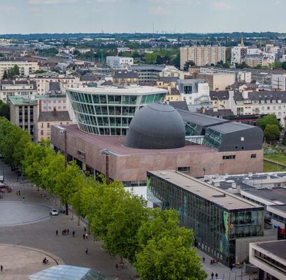 Les Champs Libres