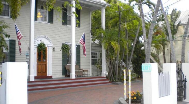 Westwinds Inn
