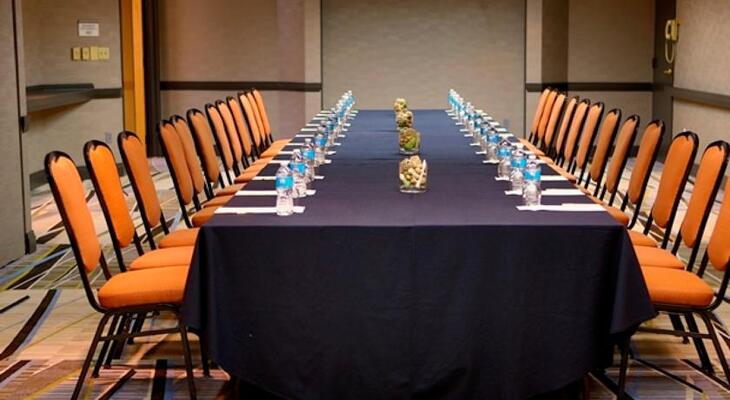 DoubleTree Suites by Hilton Hotel Raleigh - Durham
