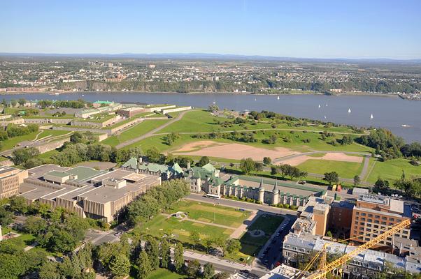 Battlefields Park (Parc des Champs-de-Bataille)