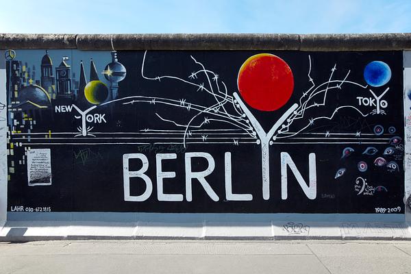 East Side Gallery - Landmark Review