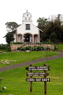 Villa Blanca Cloud Forest Hotel & Nature Reserve