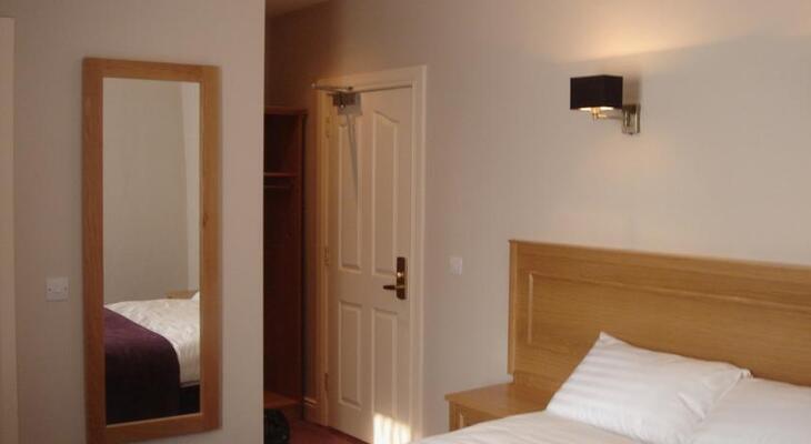 Phoenix Park Hotel