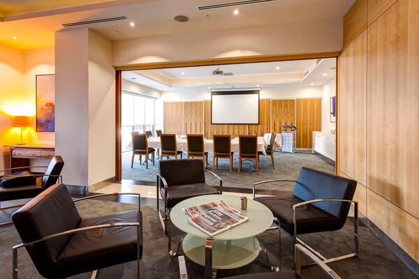 Mantra Charles Hotel Launceston