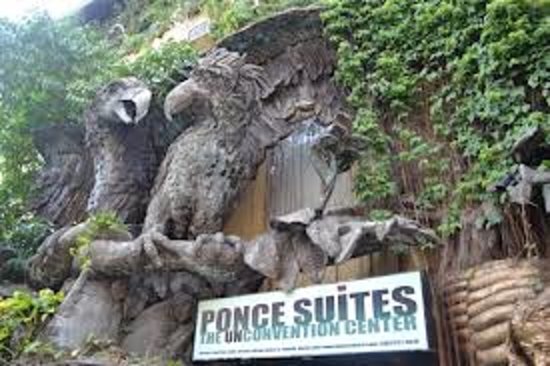Ponce Suites Gallery Hotel