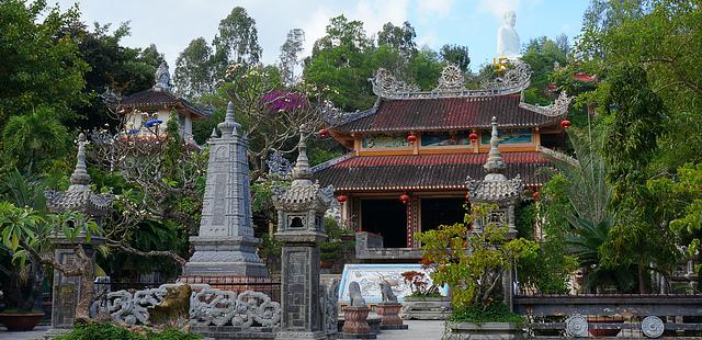 Long Son Pagoda