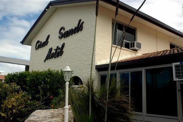 Coral Sands Motel
