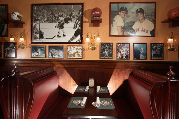 The Fours Restaurant Quincy
