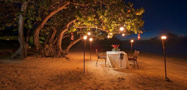 Las Verandas Hotel & Villas