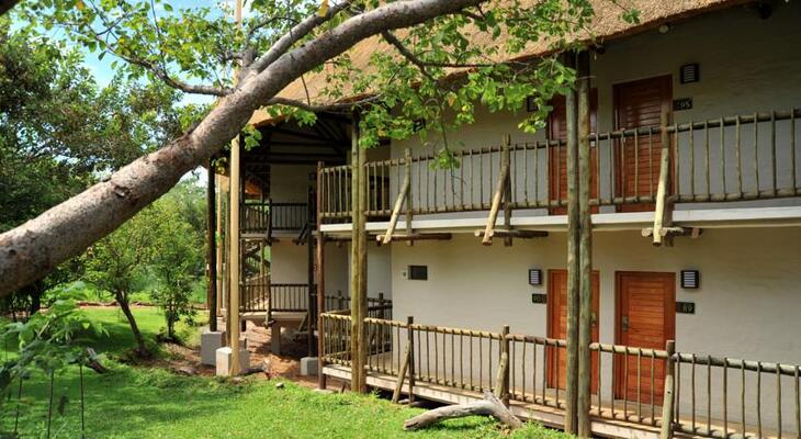 Victoria Falls Safari Club