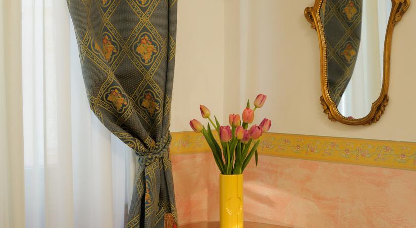 Parlamento Boutique Hotel