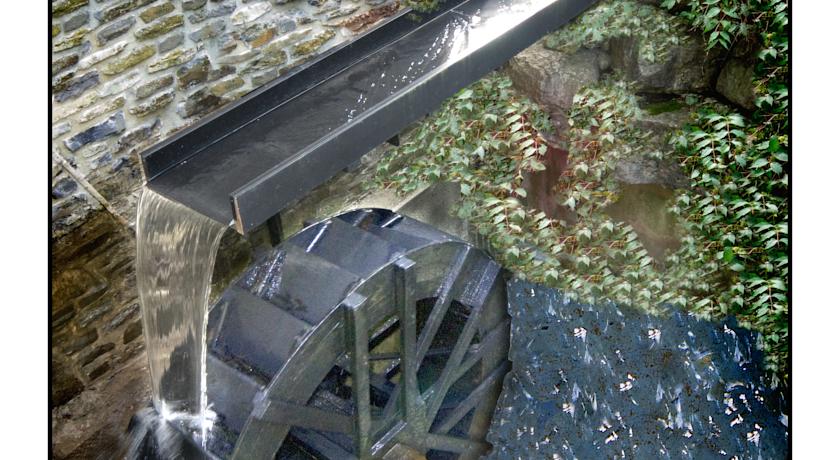 Old Mill Toronto Hotel