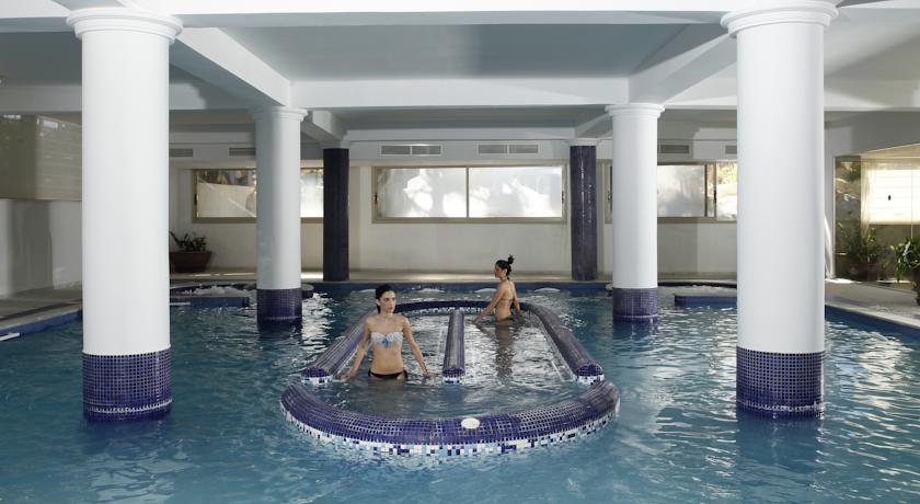 Aquamare Beach Hotel & Spa