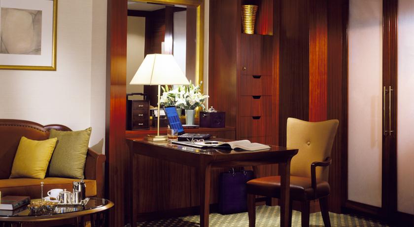 JW Marriott Hotel Shanghai at Tomorrow Square