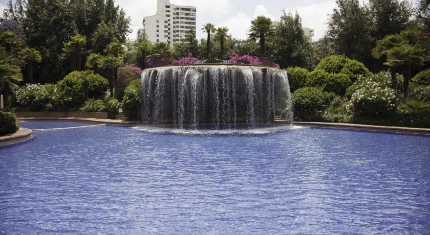 Mandarin Oriental, Santiago