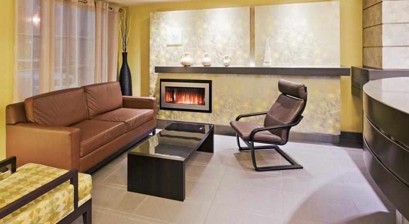 Holiday Inn Express & Suites Berkeley, an IHG hotel