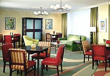 Renaissance New Orleans Arts Warehouse District Hotel