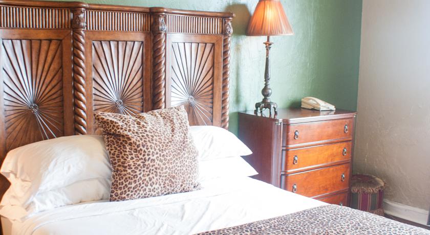 Casa Marina Hotel and Restaurant