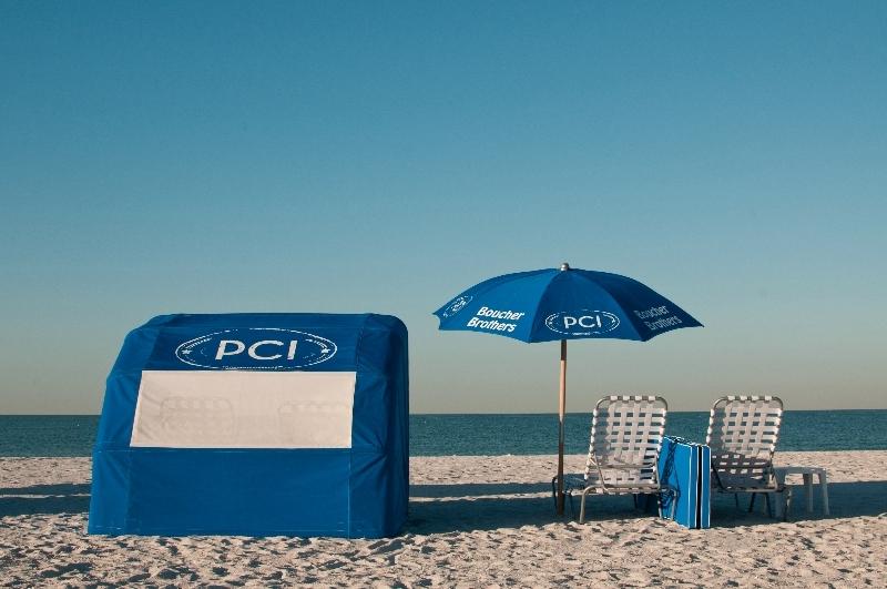 Postcard Inn On The Beach