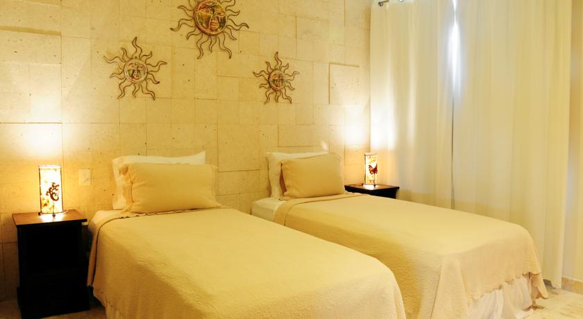 Maya Villa Condo Hotel & Beach Club