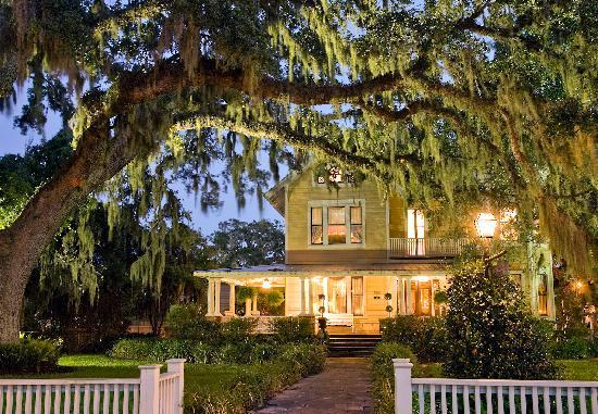 Hoyt House Bed & Breakfast