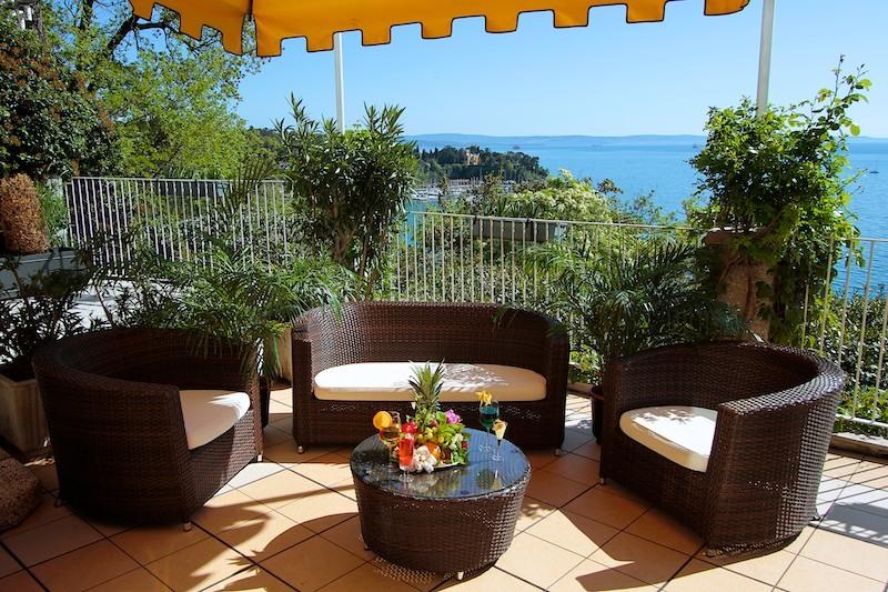 Hotel Riviera & Maximilian's