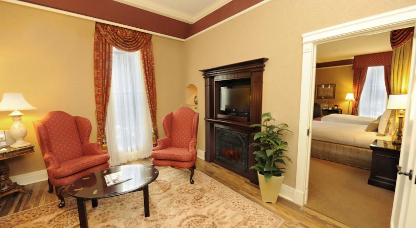 Old Mill Toronto Hotel