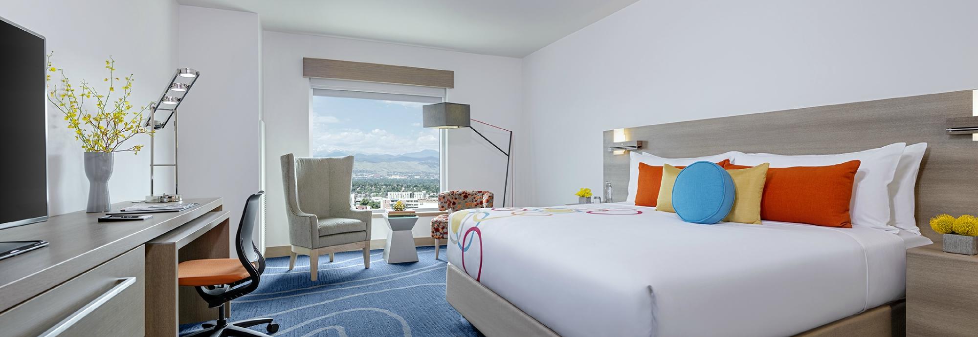 The Art Hotel Denver, Curio Collection by Hilton