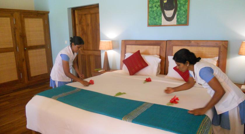 Neeleshwar Hermitage