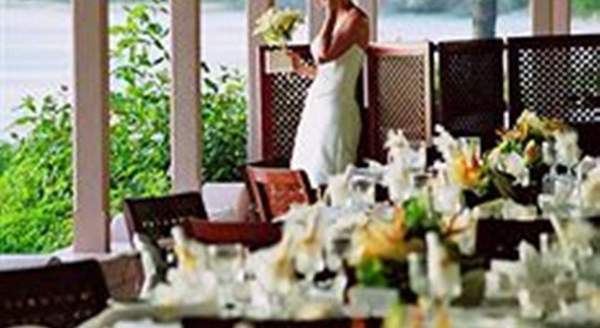 Fairmont Royal Pavilion