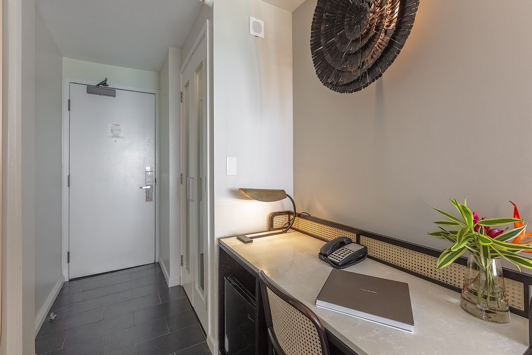 Hotel Renew - Waikiki Beach