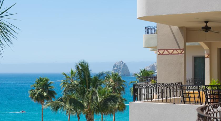 Villa La Estancia Beach Resort & Spa