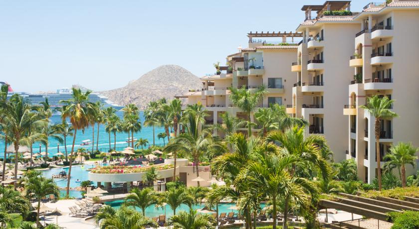 Villa La Estancia Beach Resort & Spa