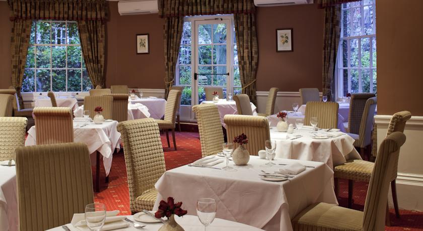 Mercure Salisbury White Hart Hotel & Apartments