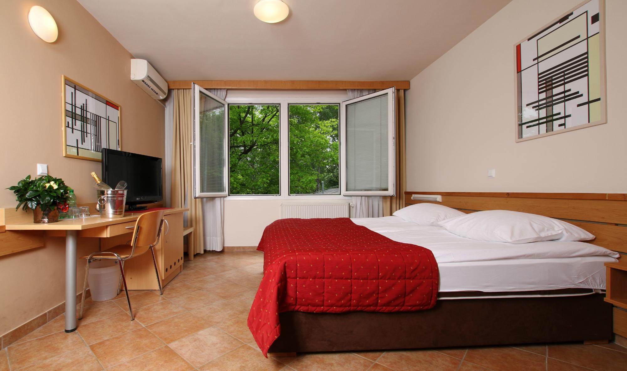 Ljubljana Resort Hotel & Camp