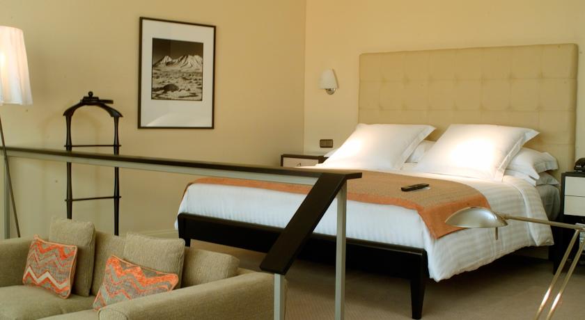 Mandarin Oriental, Santiago